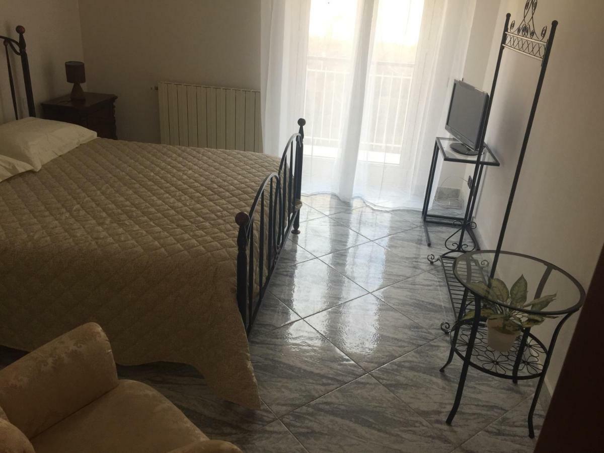 La Salida Del Sol Bed & Breakfast Agrigento Bagian luar foto
