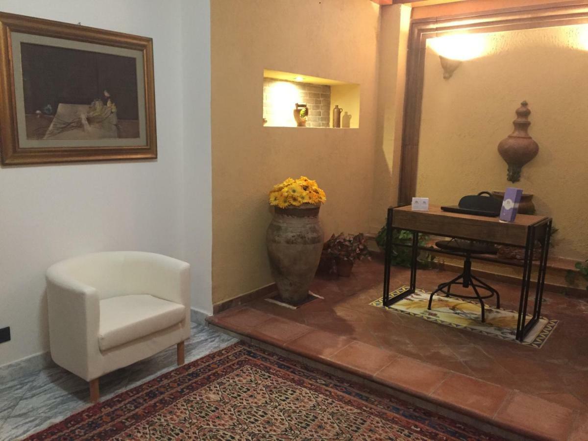 La Salida Del Sol Bed & Breakfast Agrigento Bagian luar foto